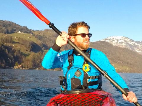 Eine gut sitzende Schwimmweste behindert mich nicht beim Paddeln