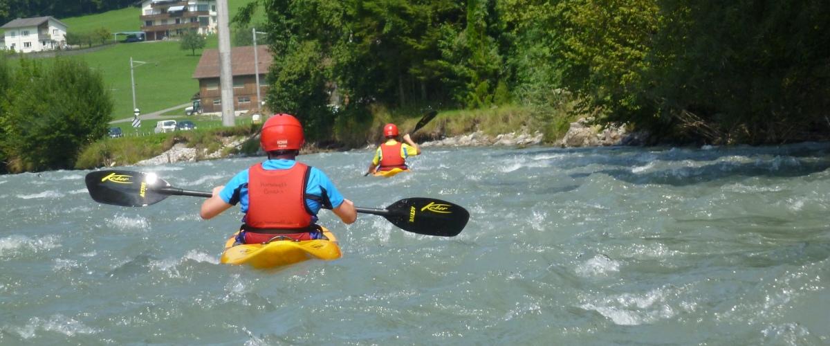 Wildwasser-Kurs bei der Kanuwelt Buochs